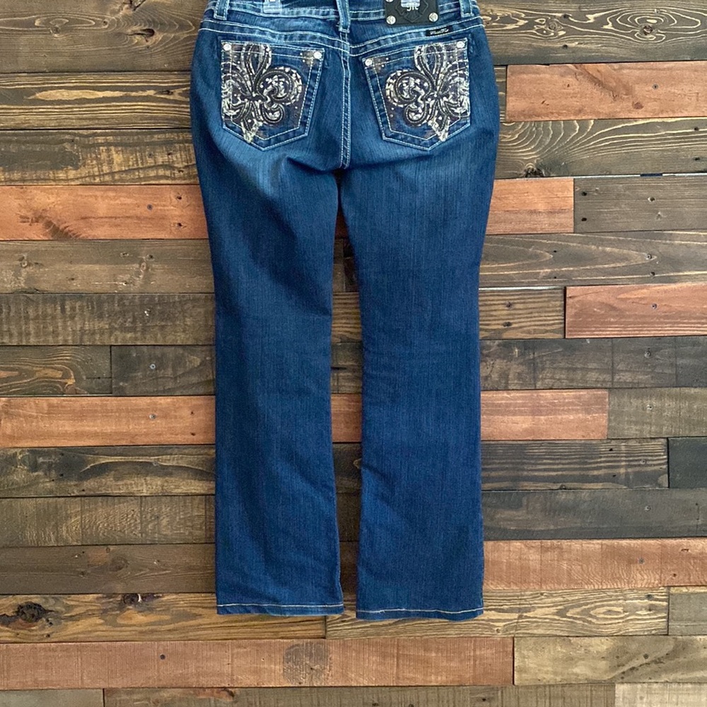 Women’s Miss Me jeans